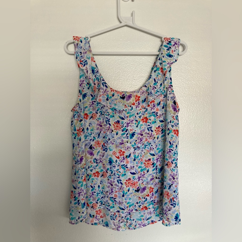The Limited Floral top - Picture 3 of 3